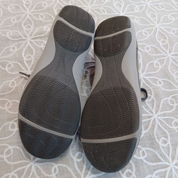 Dansko Hayden Lace Up Sneaker Shoes - Picture 11 of 15